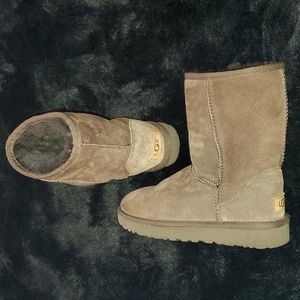 UGGs *NWOT*